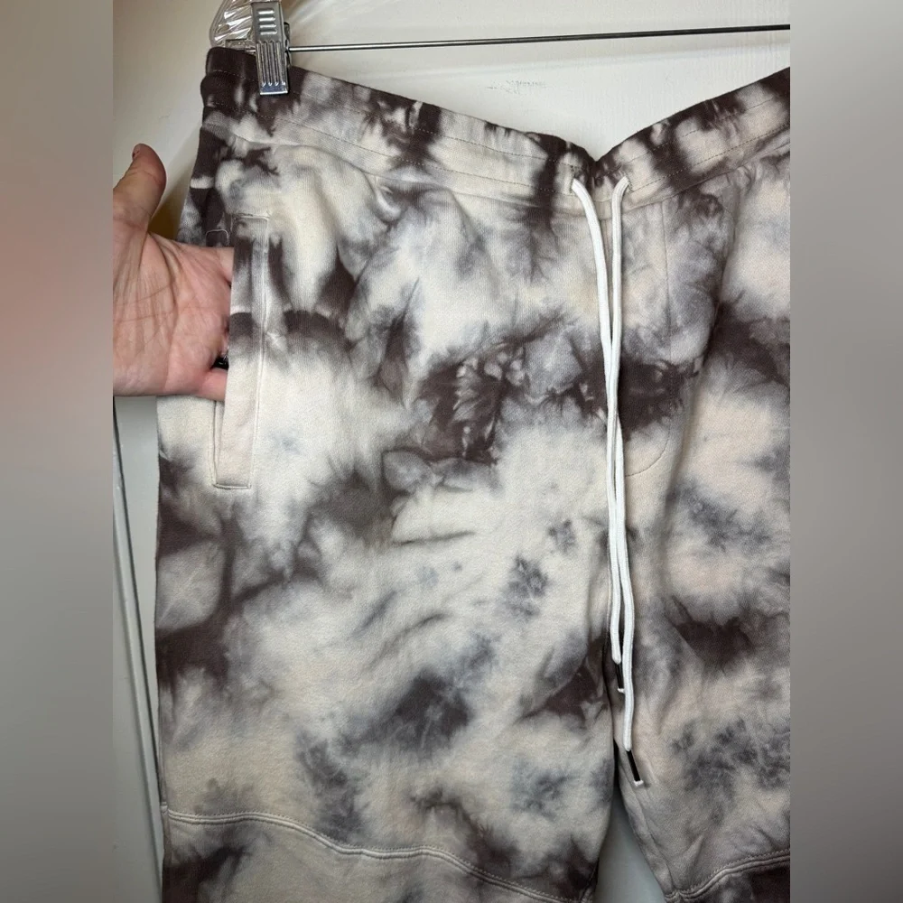 NWT True Religion Men’s Gilden Beige White Cream Tie Dye Jogger Pants Size XL